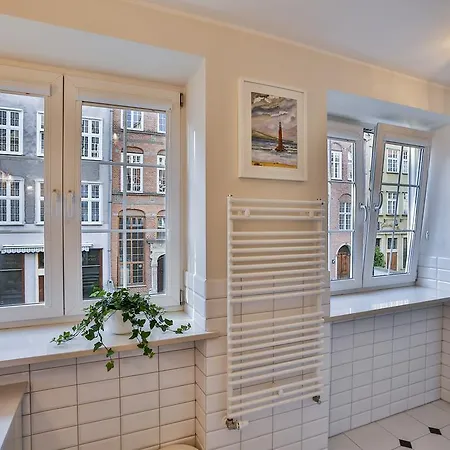 Appartement Bursztynowy Mariacka Old Town