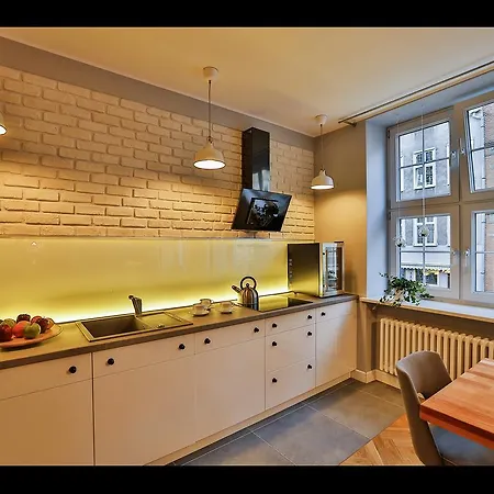 公寓 Bursztynowy Mariacka Old Town *